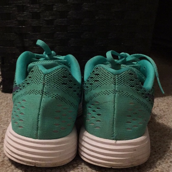 Nike Running Shoes - Picture 5 of 5